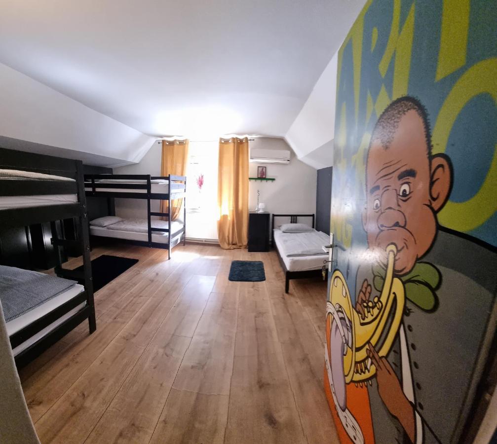 Sax Pub Hostel Ljubljana Extérieur photo